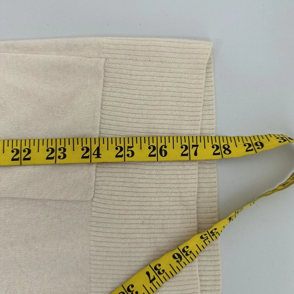 J Crew Sweater Womens Medium Cream Cashmere Button Preppy Pockets‎ Minimalist